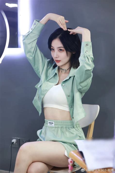 张粤图片