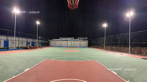 篮球场大空间照明灯光设计,室外篮球场哪种照明灯好,节能环保又防眩-LED体育照明行业民族品牌|华夏北斗星LED体育照明