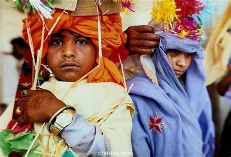 无人可依的印度“童婚新娘”_凤凰网