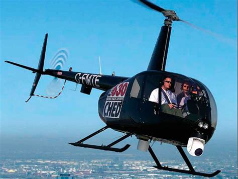 新津分院：R44直升机学员首次单人单飞成功_私人飞机网