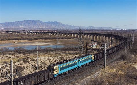 大秦铁路30年流淌“黑金”60亿吨：运的是煤、流淌的是光和热！ - 能源界