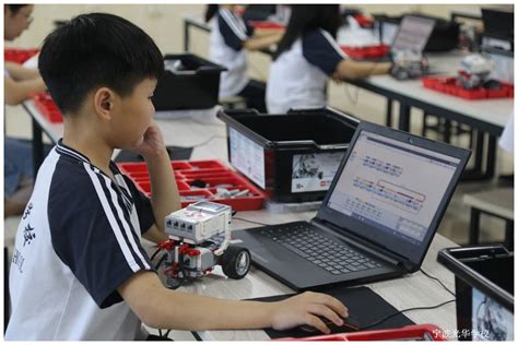 中国工业新闻网_2022第十五届VEX亚洲青少年机器人锦标赛在青岛开赛