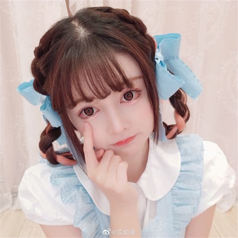 兰幼金的照片图片