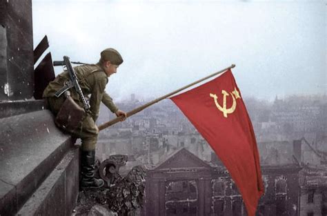 看苏联国旗飘扬，再听《神圣的战争》_高清1080P在线观看平台_腾讯视频