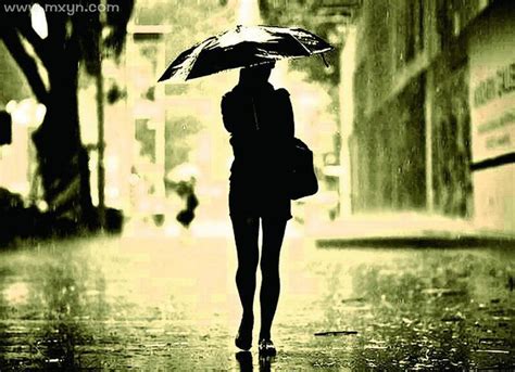 雨天淋雨女孩素材图片免费下载-千库网