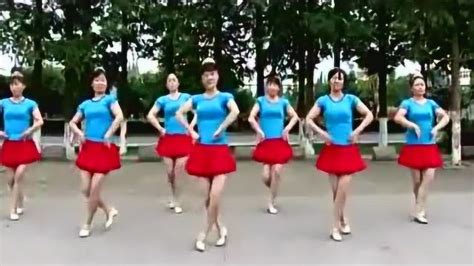 广场舞《站在草原望北京》姐妹们跳的真好！_腾讯视频