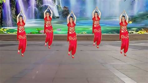 美女印度舞《欢乐的跳吧》，舞蹈翩翩起舞