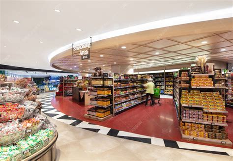 七鲜超市武汉新开一店 供应链规模创新高_社会热点_社会频道_云南网
