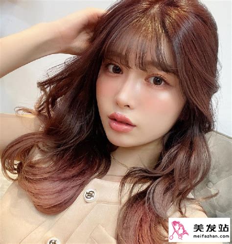 卷发推荐温柔女生头像