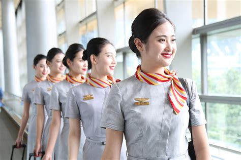 东海航空连续两年获评中国十佳特色航司 同时荣获中国优秀空乘团队、中国最美丽空姐奖项 - 民用航空网