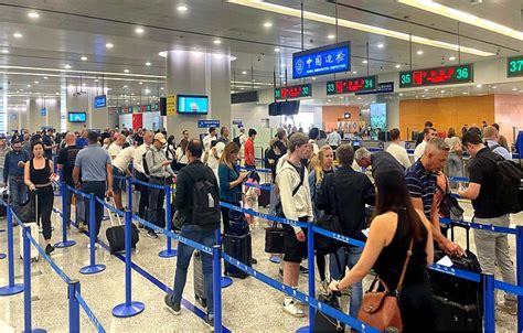创历史新高！上海浦东机场口岸暑运出入境超500万人次_市政厅_新民网