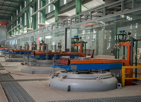 与重庆长江工业炉合作20台成都天马轴承直径5米井式热处理炉耐材整包工程