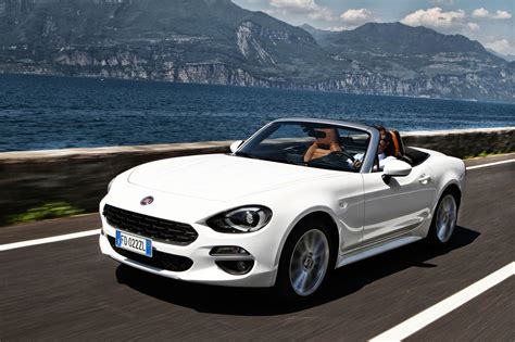 Fiat 124 Spider | Convertible | SuperCars.net
