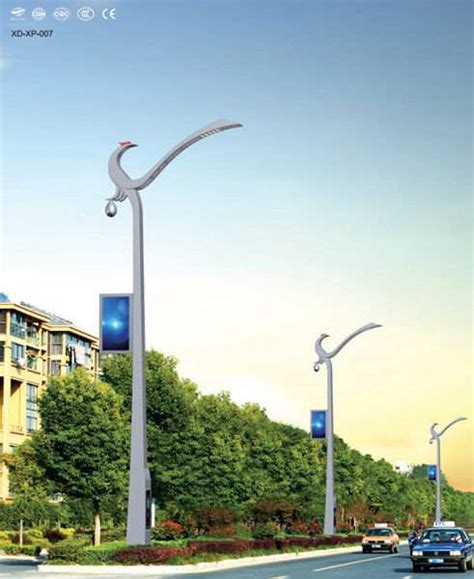 产品展示_扬州市宏锦光电科技有限公司,太阳能路灯,交通信号灯杆,LED路灯,高杆灯,
