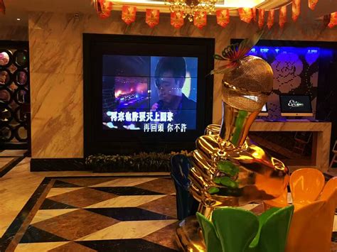 上海七宝KTV6台三星3.5mm55寸液晶拼接屏多媒体娱乐展示系统电视墙_合肥博慈