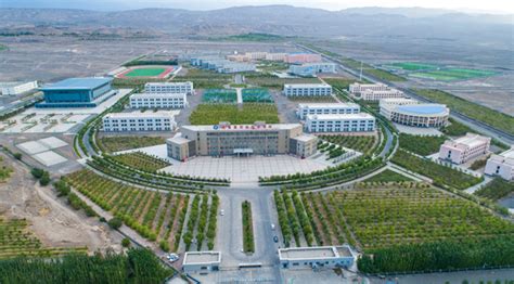 吐鲁番职业技术学院 - 招生特色 - 首页资讯 - 高考招生网