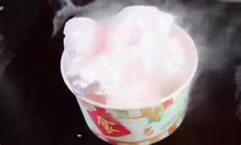 会冒烟的冰淇淋怎么做，酷思乐液氮冰激凌原理是什么 - 众奇网