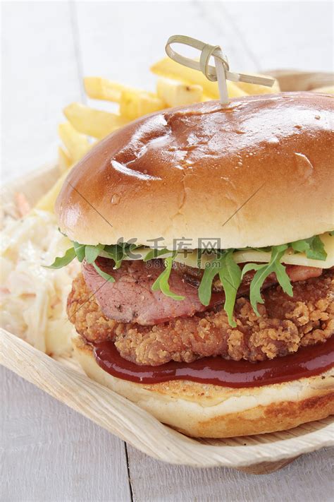 新鲜的鸡肉汉堡高清图片下载-正版图片600230502-摄图网
