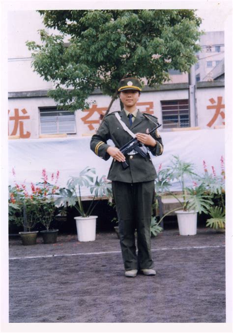 “花城警花亮丽开”——记者走进广州女子监狱-广东省广州女子监狱