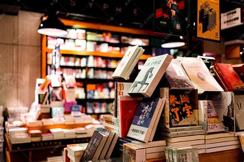 2018上海书展 | 78家实体书店分会场，书展人文枝桠上的书香据点