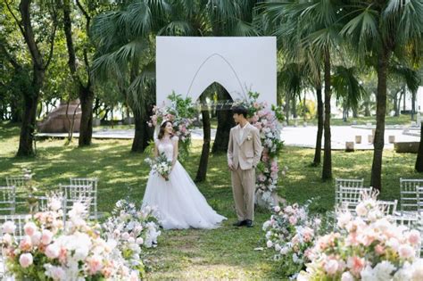 马来西亚婚纱礼服品牌在三亚天涯海角国际婚庆节秀新品
