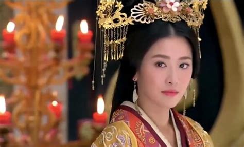 汉武帝刘彻的姐姐平阳公主，有过三次婚姻，一次嫁给马夫卫青