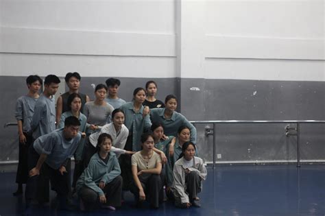 黔东南州歌舞团有限责任公司到我院开展现场招聘会-音乐舞蹈学院