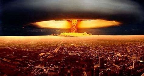 1952年11月1日美国第一颗氢弹爆炸成功 - 历史上的今天