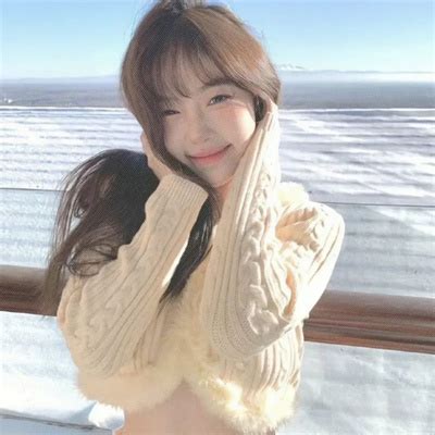 最新版甜美女生头像