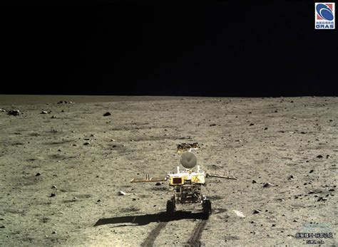 中国“嫦娥3号”登月探测器首次公开月球表面高清图像 - 新闻/观点