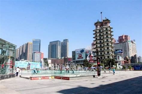2024二七广场游玩攻略,二七广场是郑州最繁华的商业...【去哪儿攻略】
