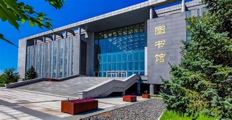 青海民族大学学报（藏文版）