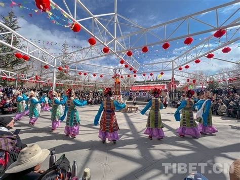西藏拉萨：文化惠民 好戏连连
