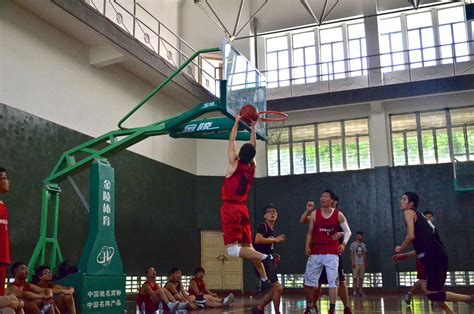 学院篮球赛动物科学技术系折桂