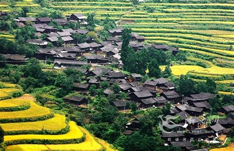湘西旅游必去十大景点，湘西州周边旅游景点