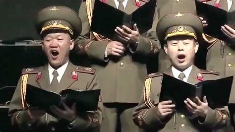 朝鲜建国70周年纪念日 金正恩赴太阳宫悼念先人_凤凰网