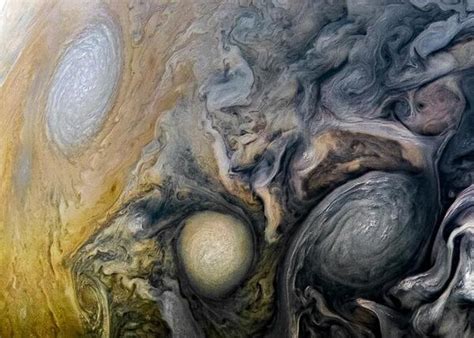 “朱诺”号12次飞越木星 带来波云诡谲震撼画面-大河网