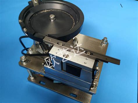 苏州精密振动盘铝盘检测送料器电子零件五金塑料自动化小型震动盘-阿里巴巴