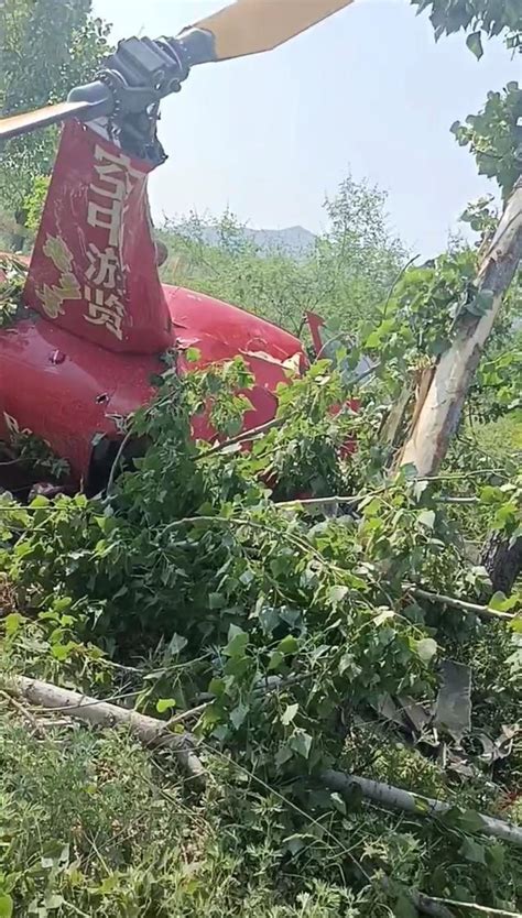 一架直升飞机在平山县境内坠落，村民称机上一人有受伤情况_企业新闻网