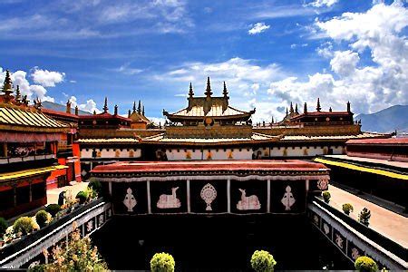 西藏：立体交通网络让入藏旅游更便捷_视频中国_中国网
