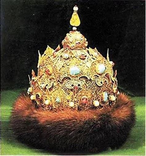 古代皇帝的皇冠长什么样？一组中国唯一现存皇冠照片，便可知晓