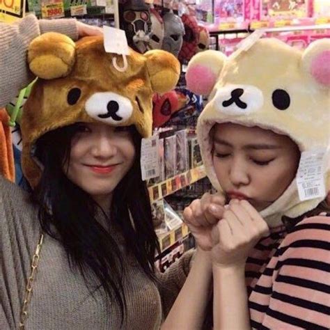 女生头像温柔爱笑jennie