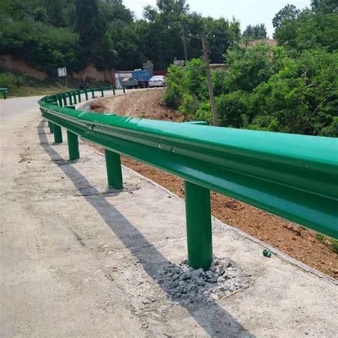 规格齐全喷塑波形护栏镀锌喷塑波形护栏高速公路旋转护栏|价格|厂家|多少钱-全球塑胶网