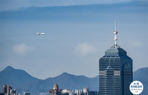 国产大飞机C919飞越香港维多利亚港-新闻中心-温州网