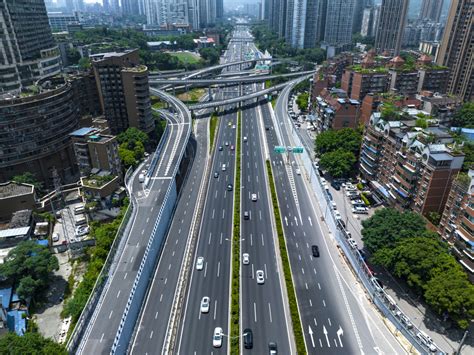 两江新区渝武高速拓宽改造项目一期工程全面完工通车
