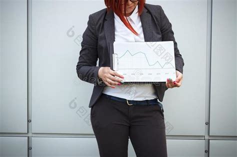 商业观念关于成功和生长一女人老板采用一一-包图企业站