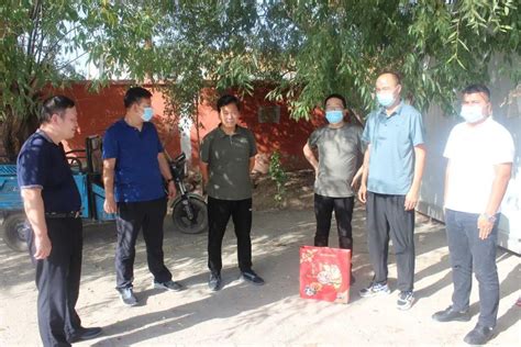 我院在喀什地区疏勒县库木西力克乡隆重举行自治区农业实用科技知识进村入户工程启动仪式-新疆农业科学院