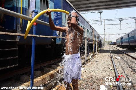 印度多地持续高温超40℃，民众生活受到严重影响|印度|农民_新浪新闻