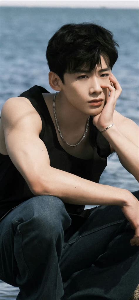 白敬亭刑克垒壁纸图片