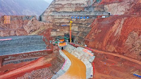 中国水电三局 专题报道 引得活水润边疆——新疆库尔干水利枢纽工程项目施工纪实